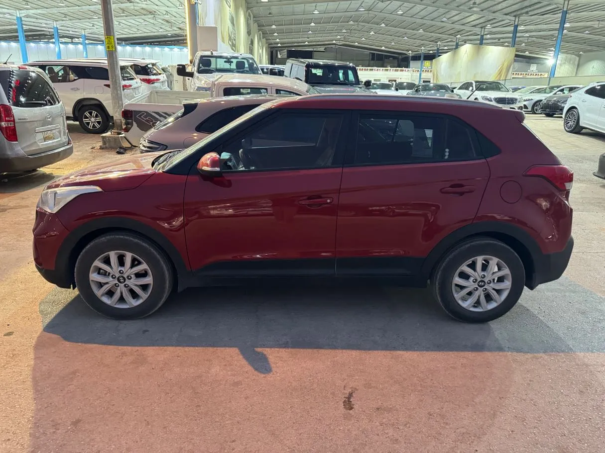 Car image 7