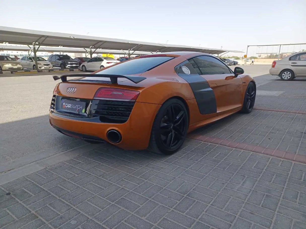 Car image 5