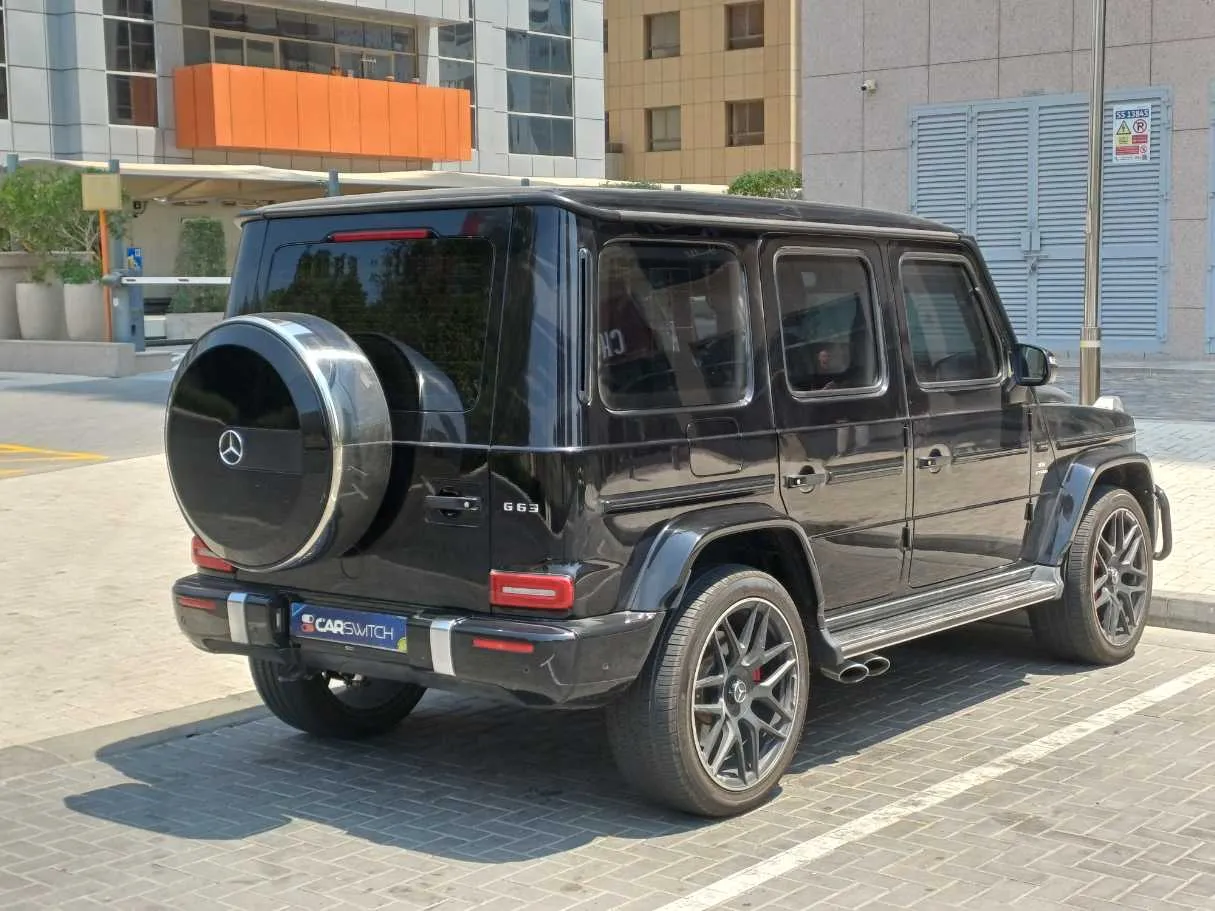 Car image 5