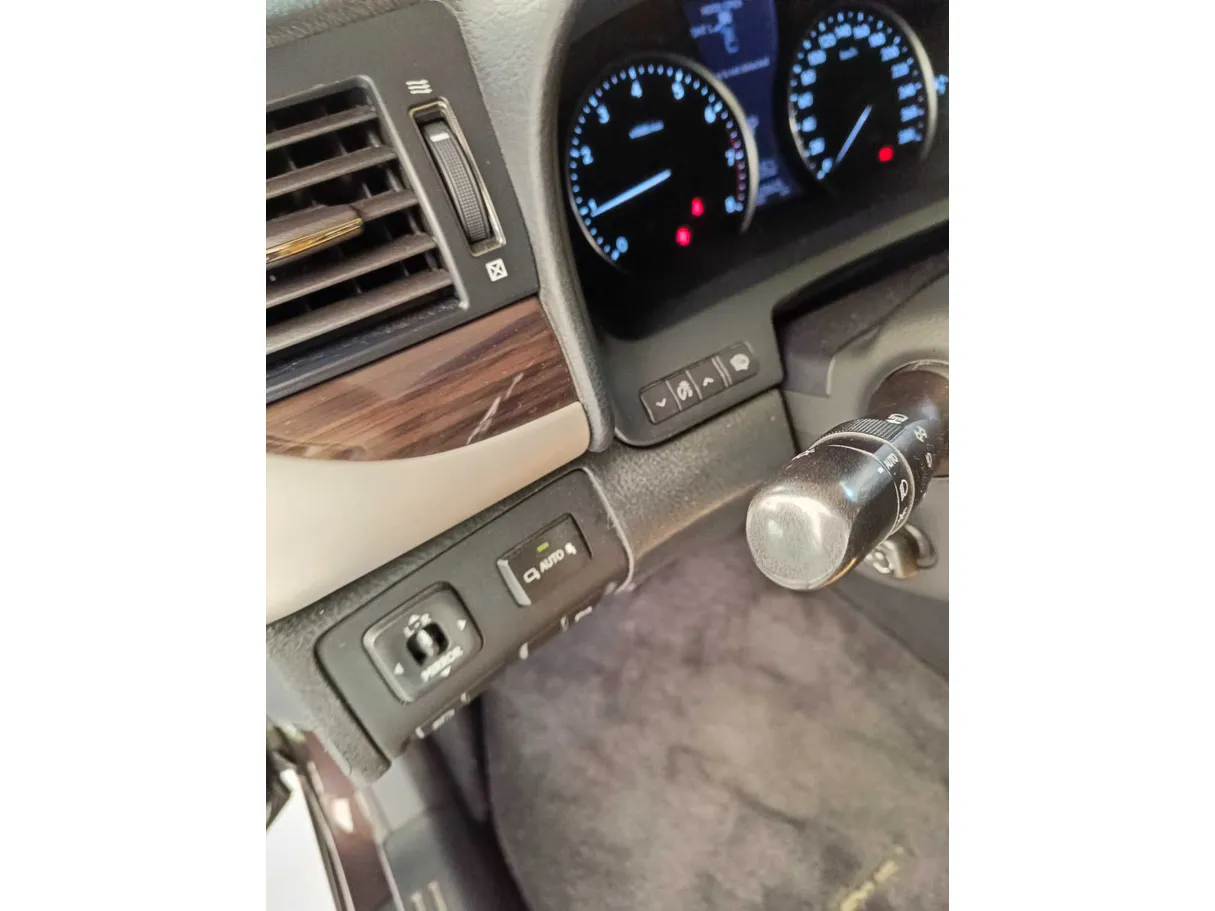 Car image 41