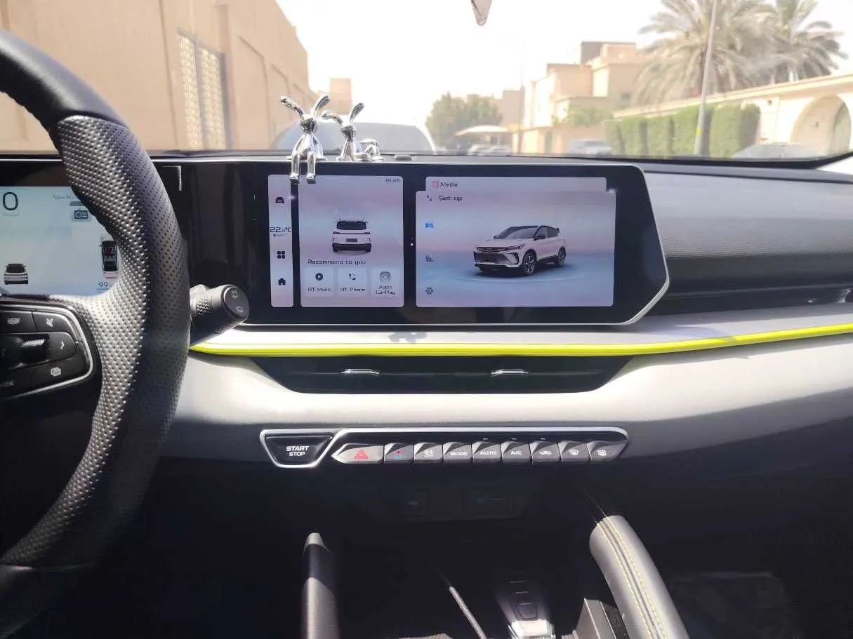 Car image 20