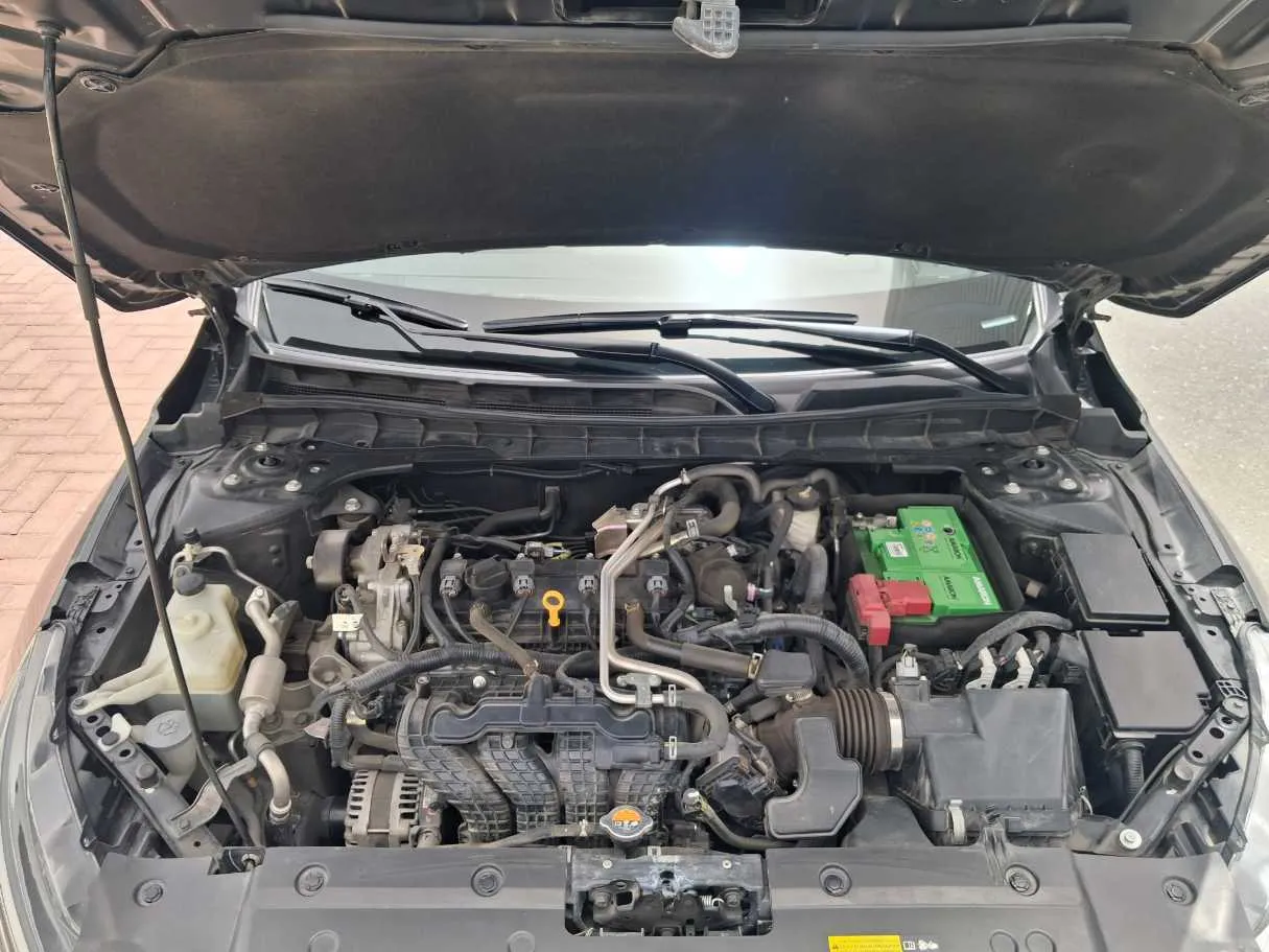Car image 20