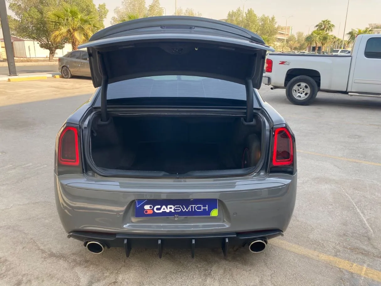 Car image 20