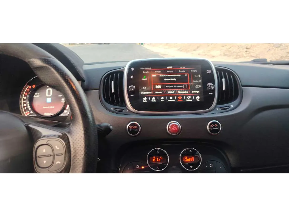Car image 16
