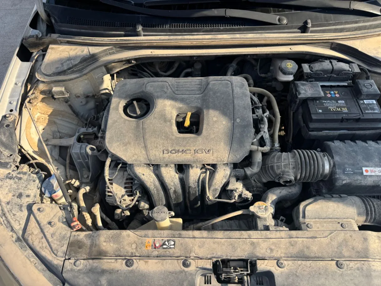 Car image 21