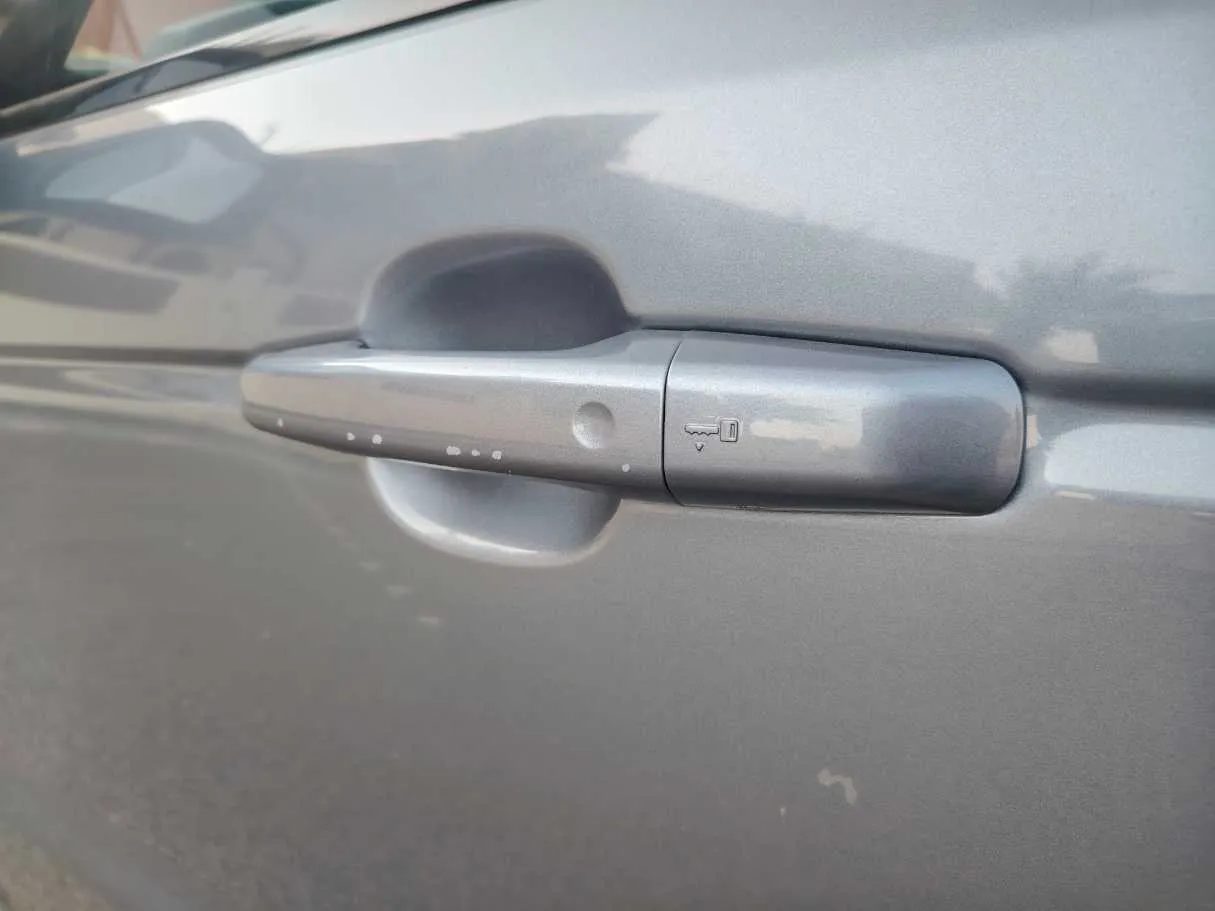 Car image 34