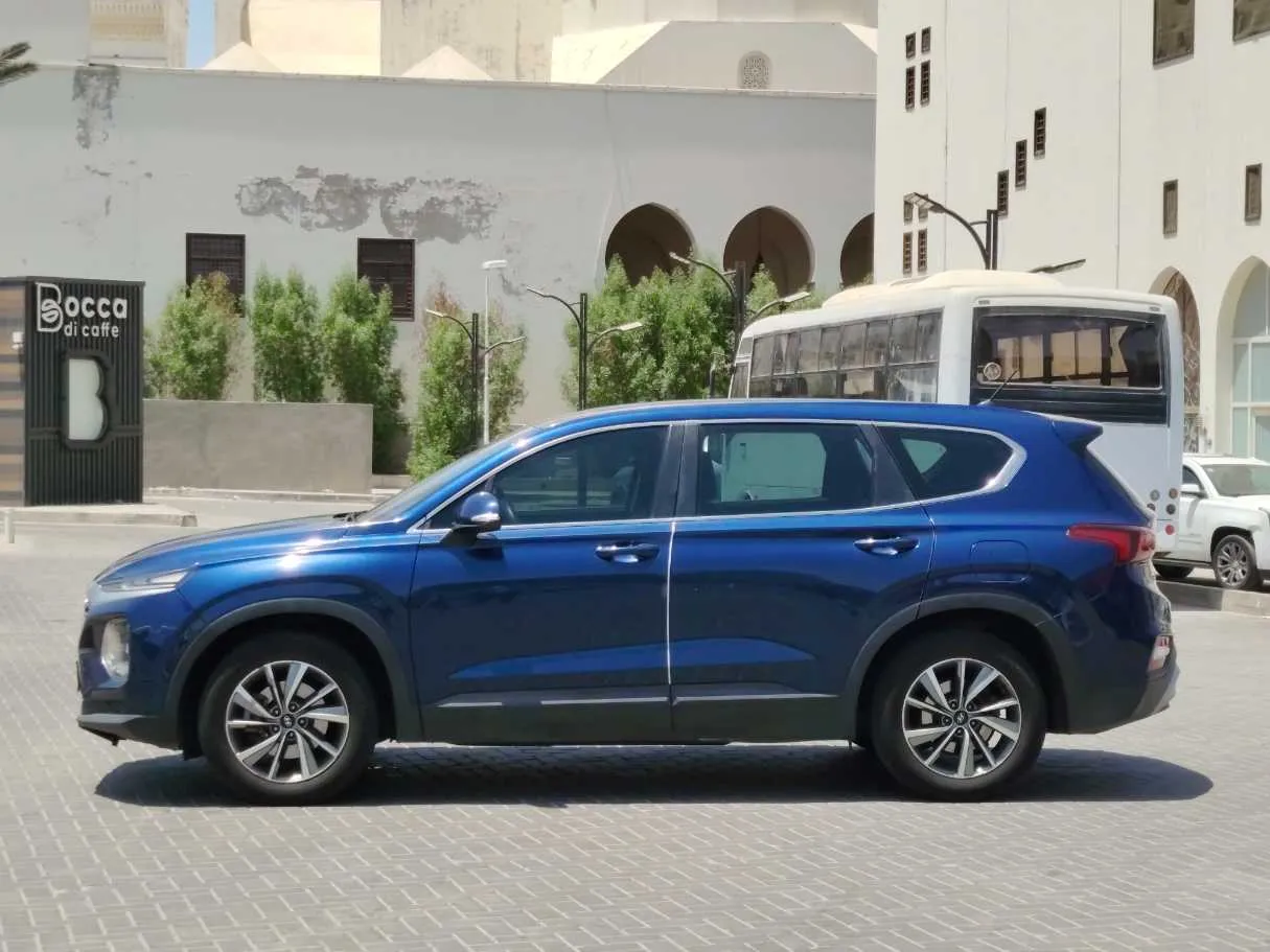 Car image 8