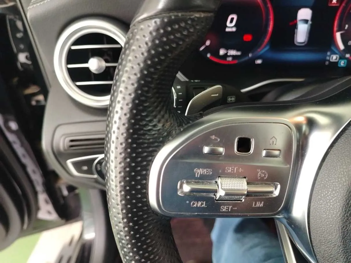 Car image 41