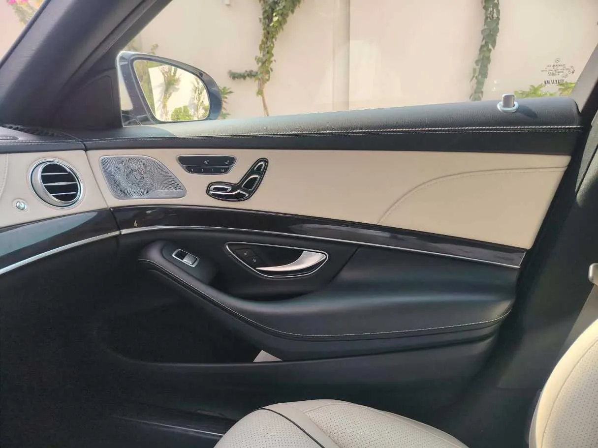 Car image 36