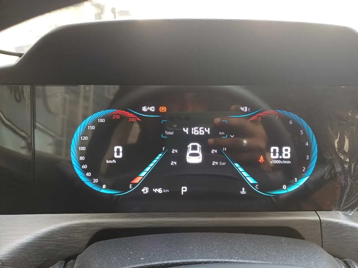Car image 20