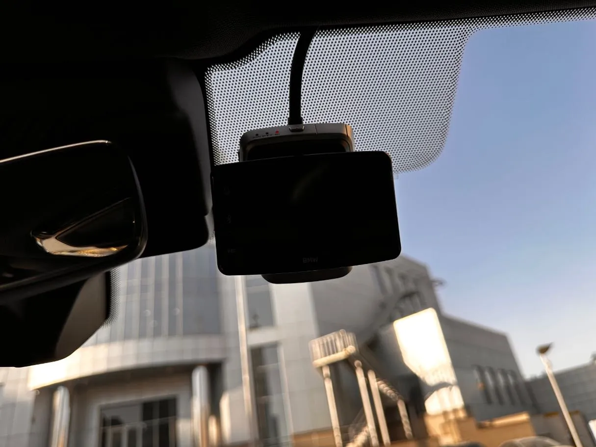 Car image 29