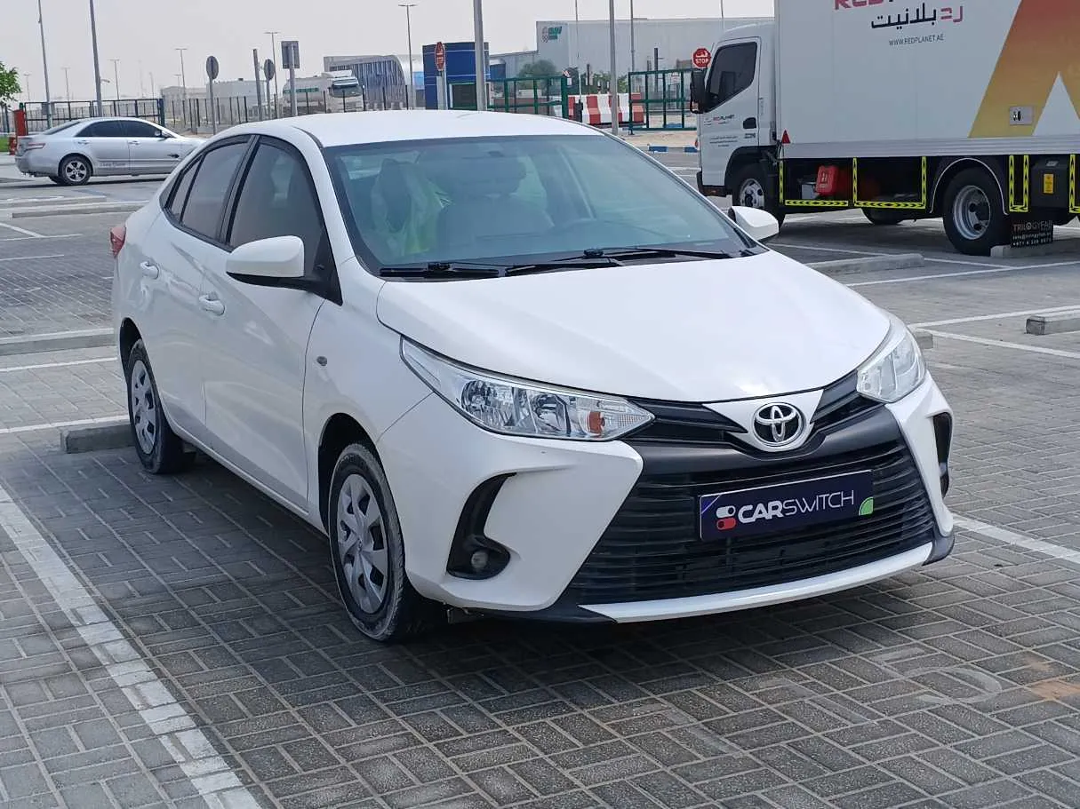 Car image 3