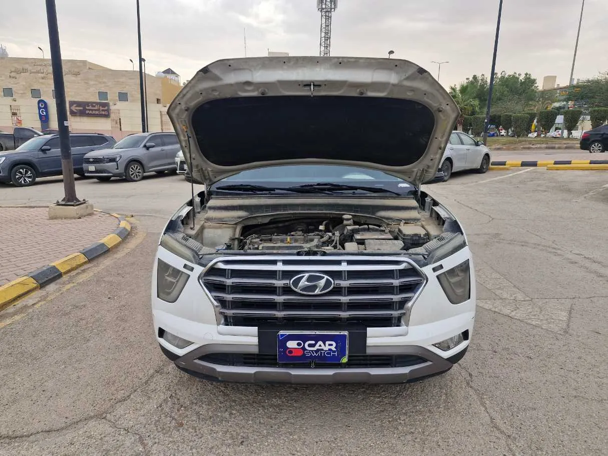 Car image 26