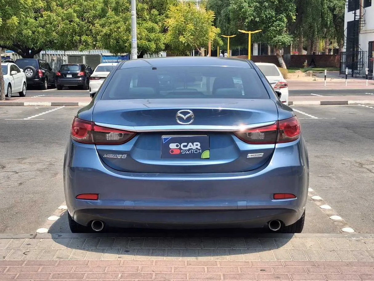 Car image 6