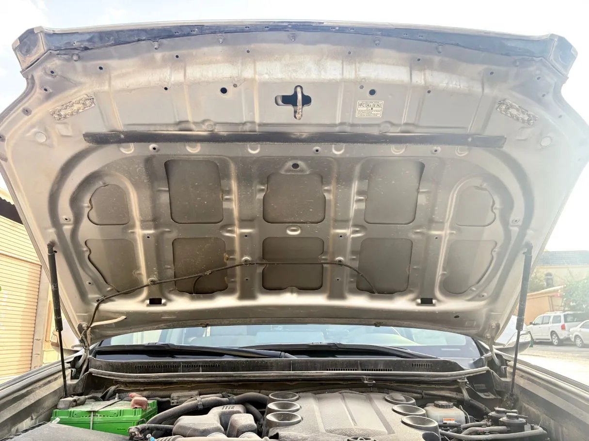 Car image 32