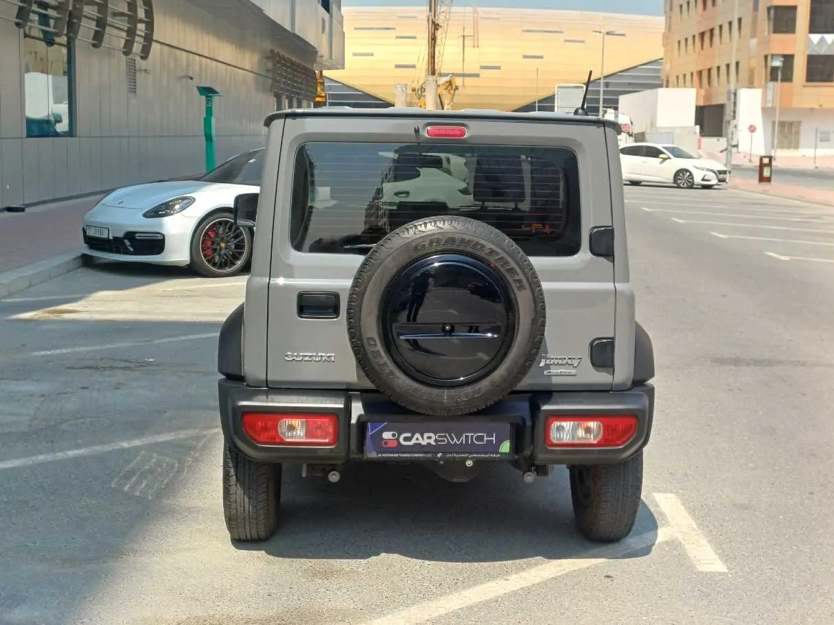 Car image 6