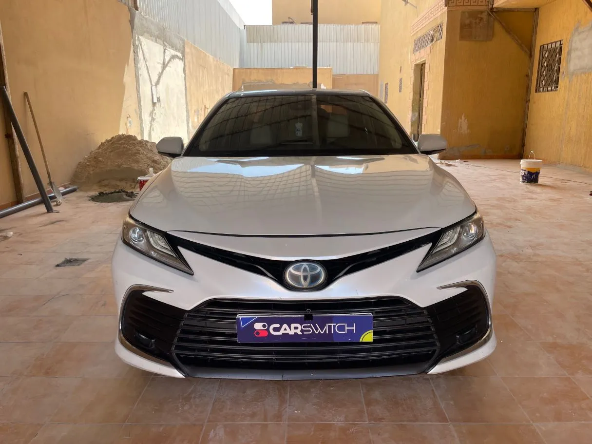 Car image 2