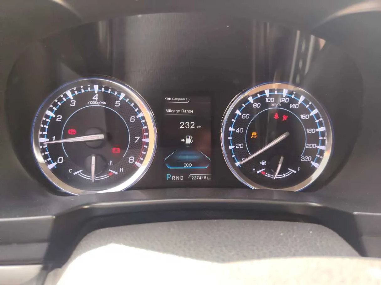Car image 23