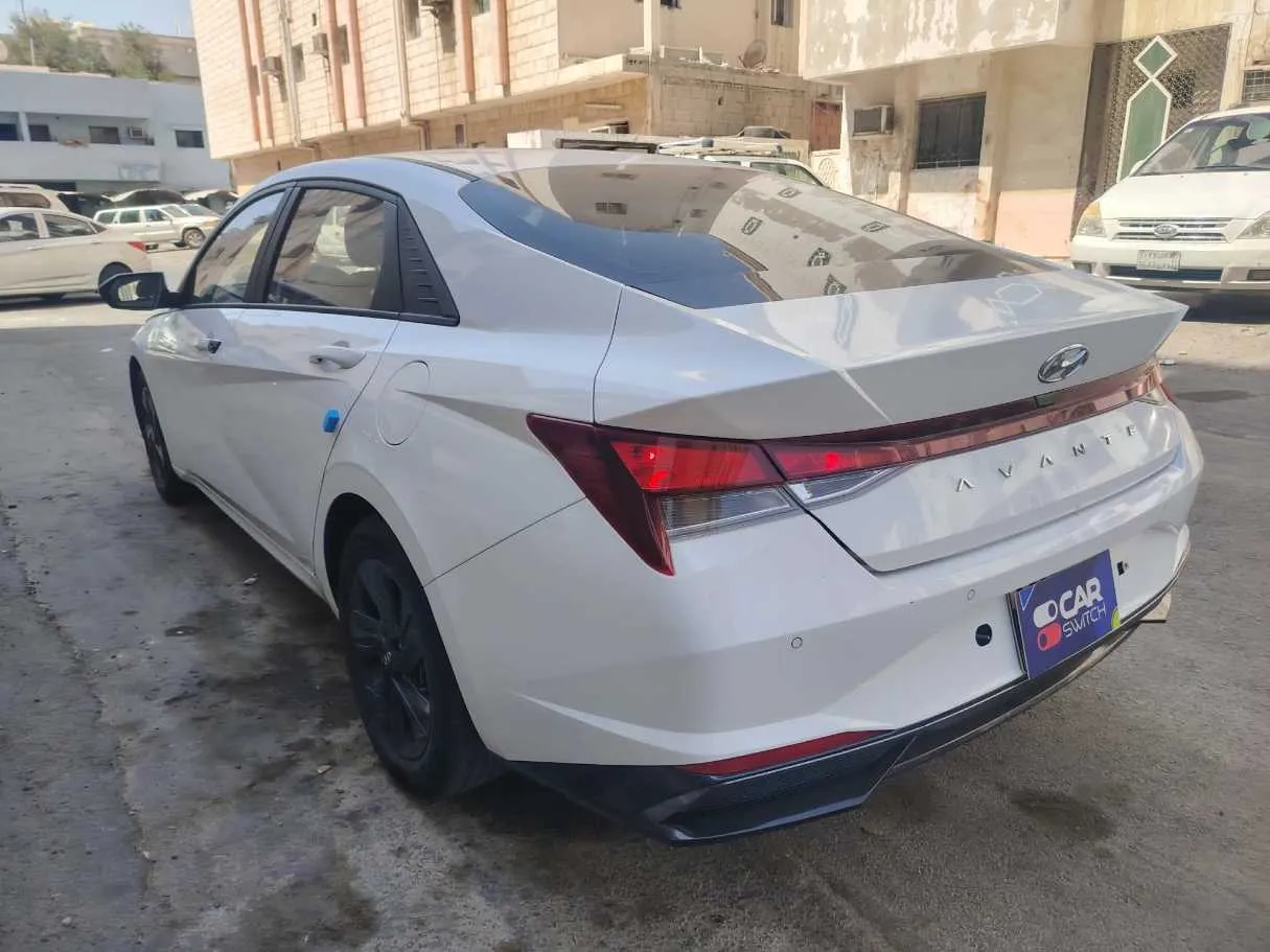 Car image 7