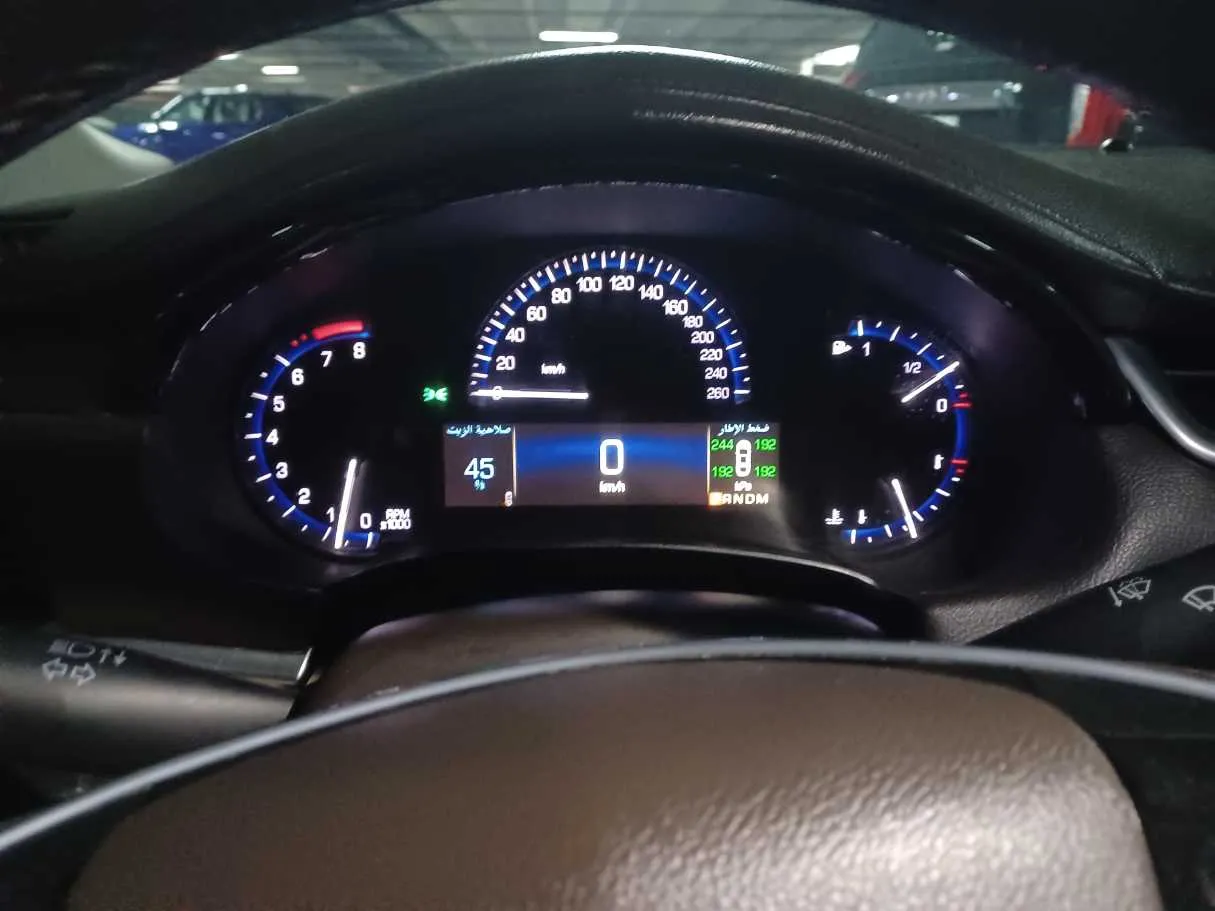 Car image 16