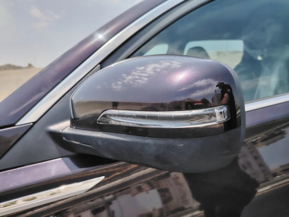Car image 27