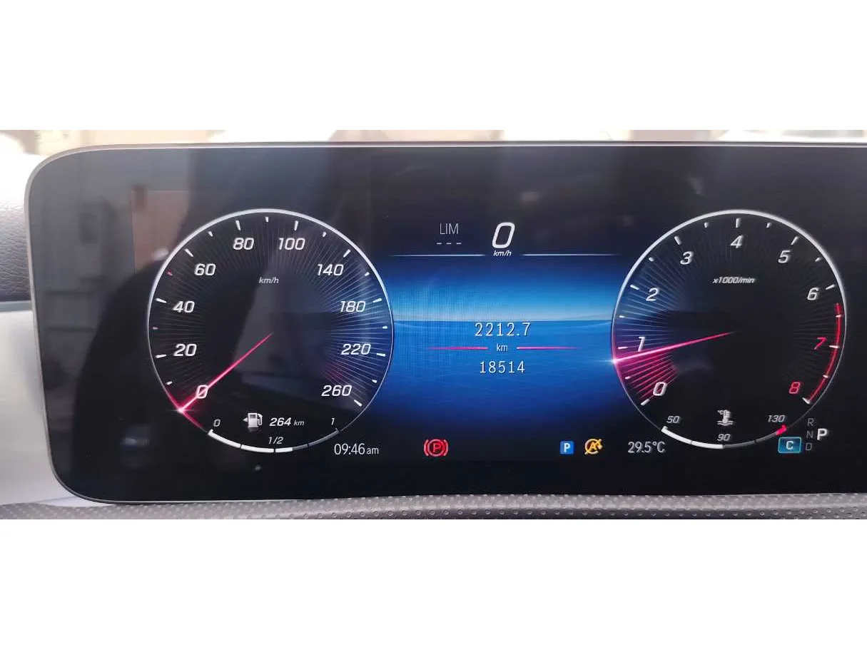 Car image 22