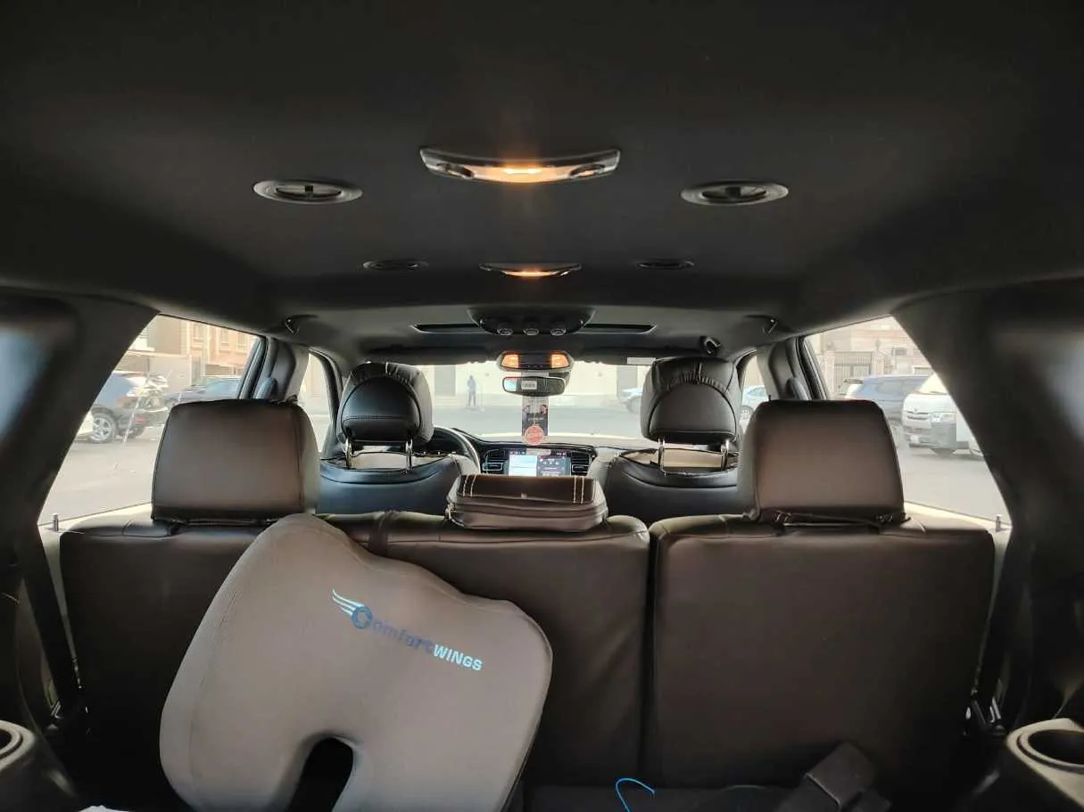 Car image 29