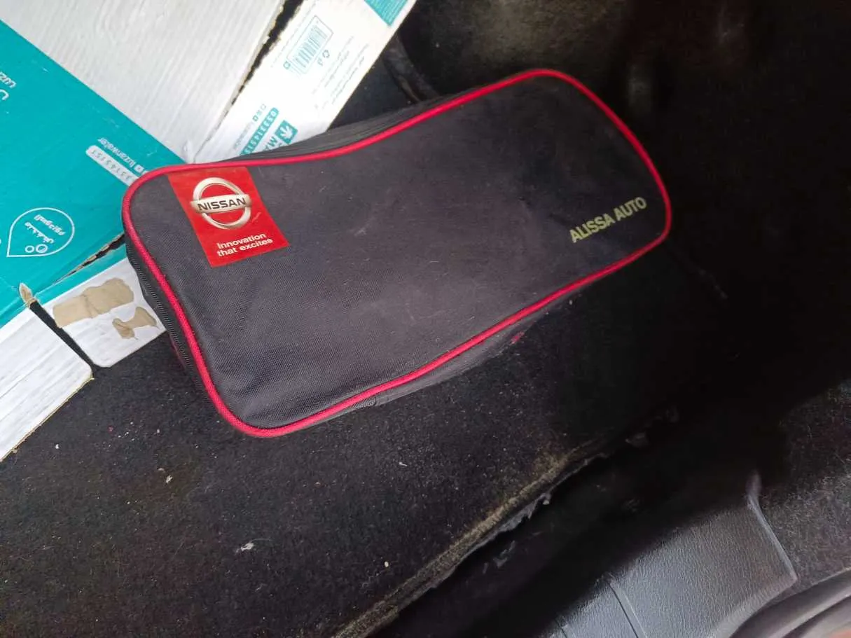 Car image 33