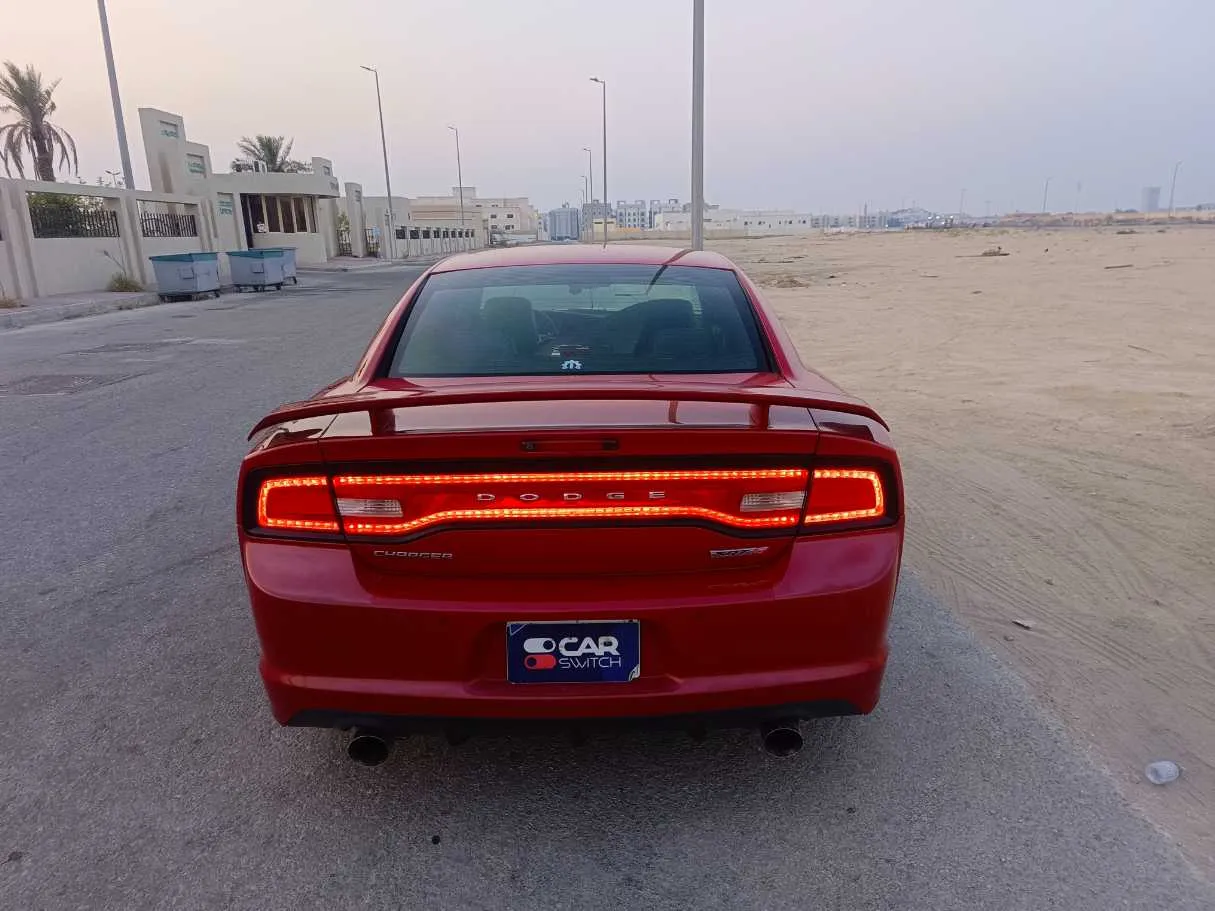Car image 8