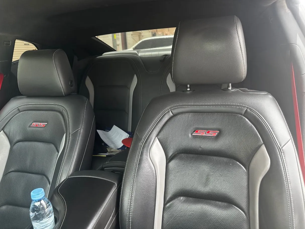 Car image 15