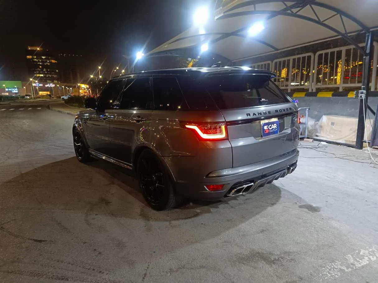 Car image 7