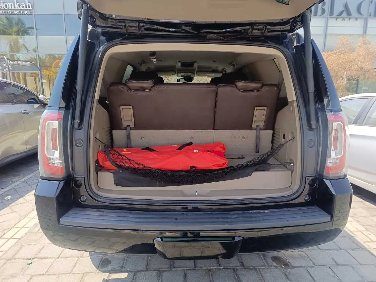 Car image 26