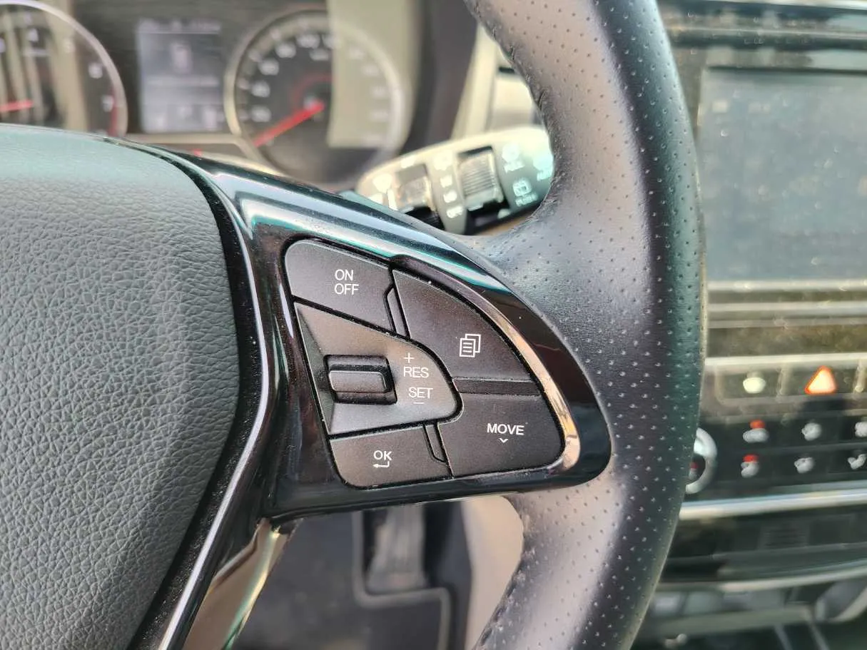 Car image 37