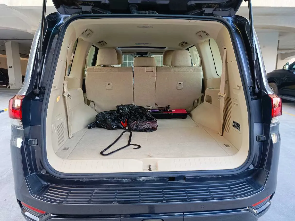 Car image 31