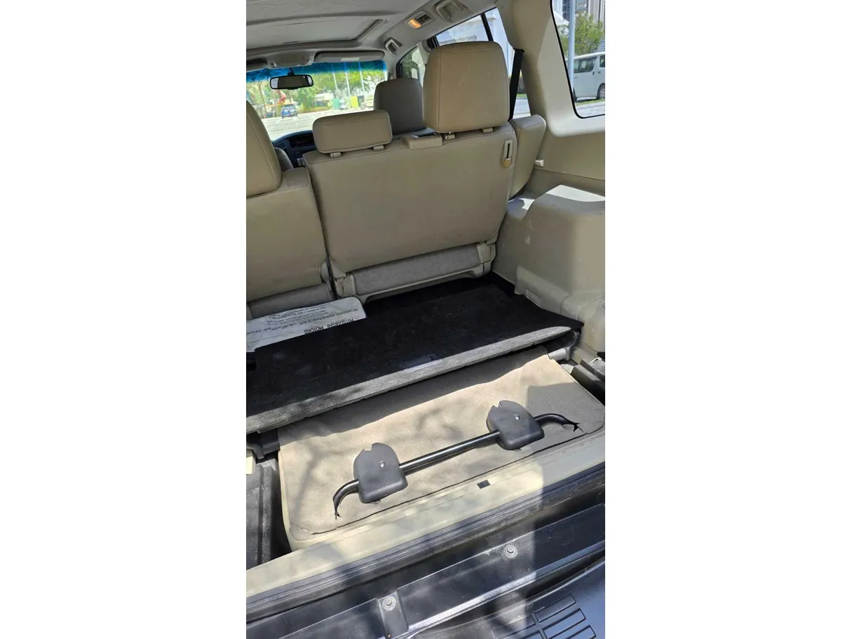 Car image 33