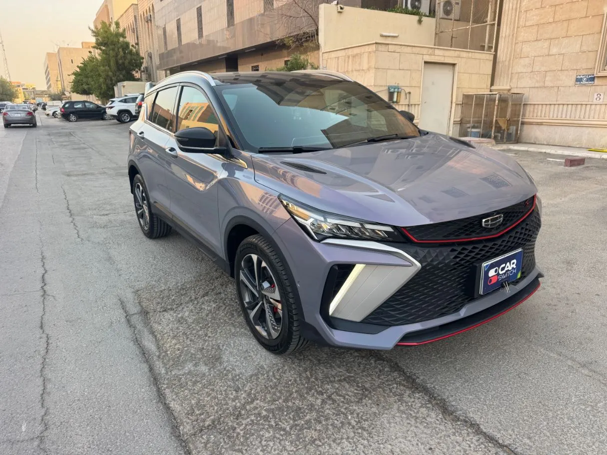 Car image 3
