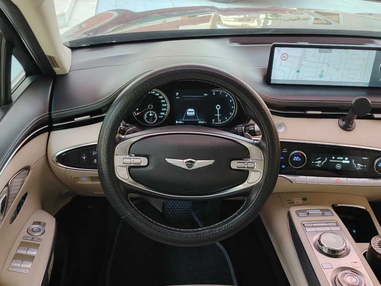 Car image 23