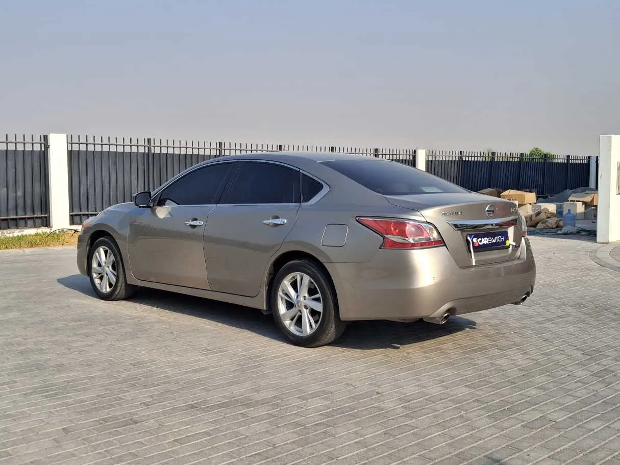 Car image 7