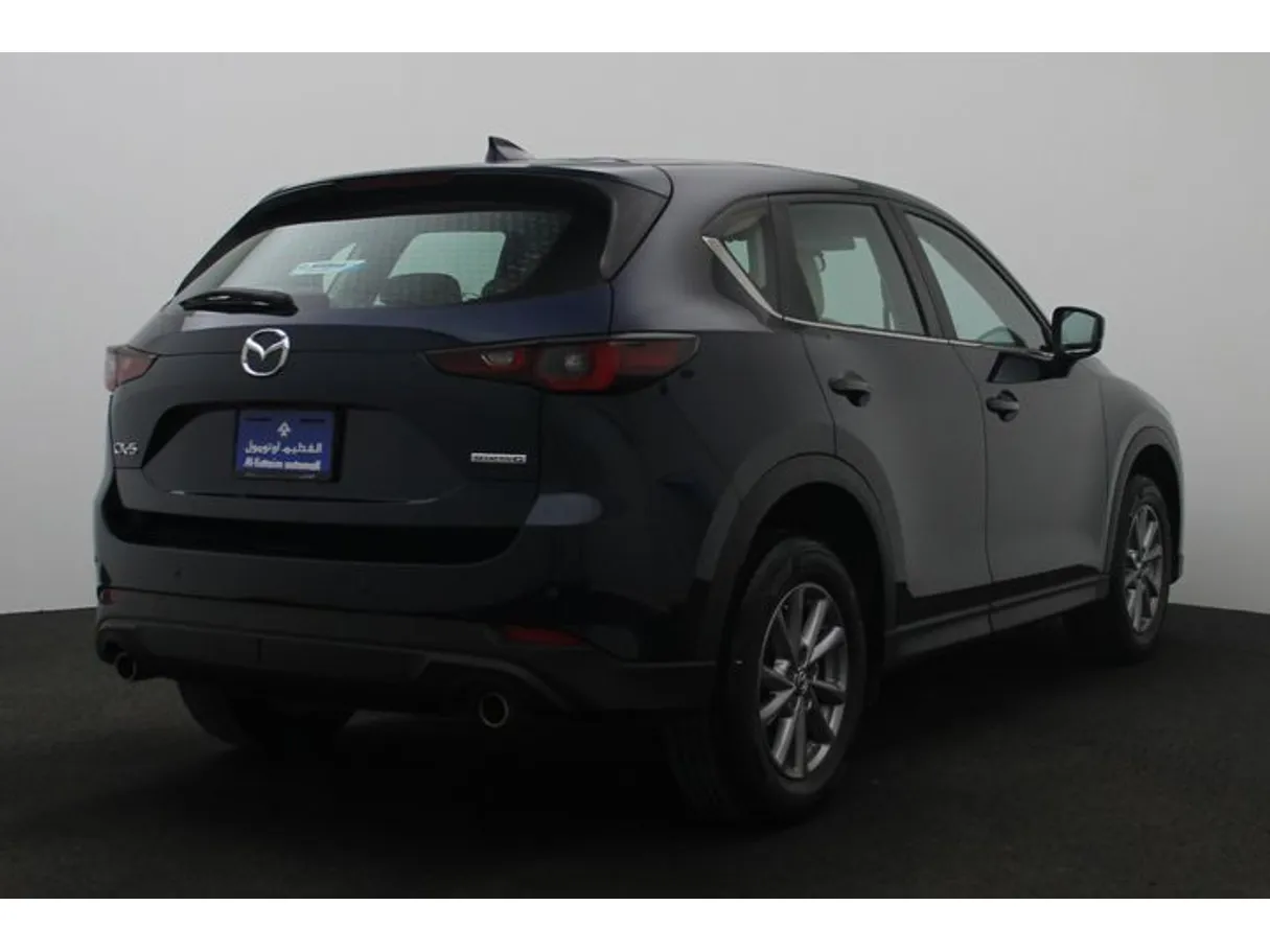 Car image 2