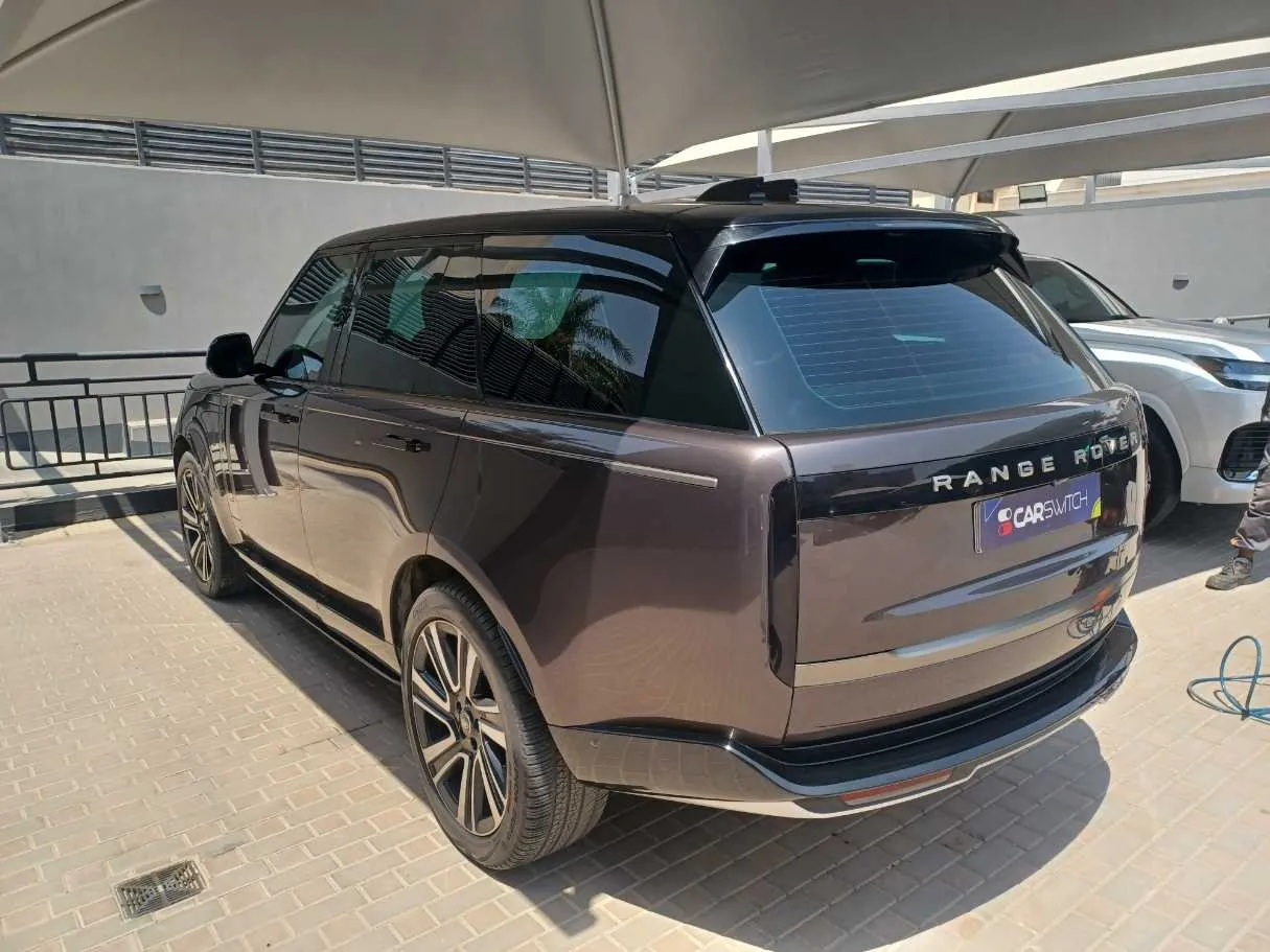 Car image 7