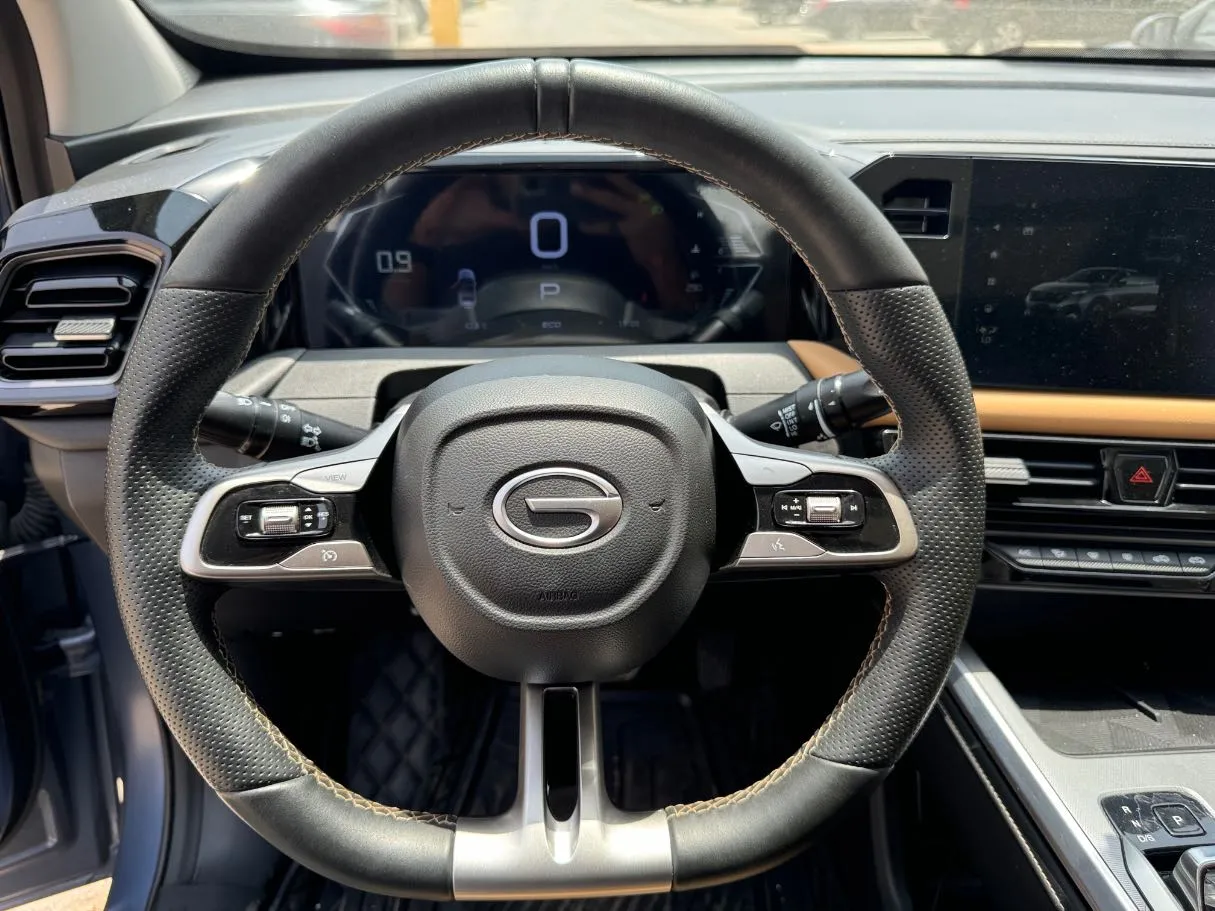 Car image 21