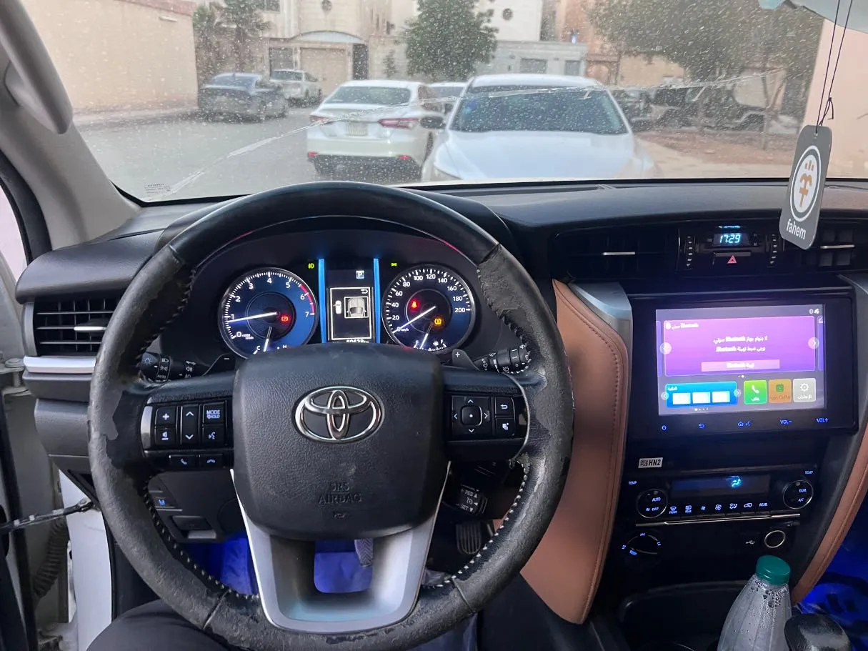 Car image 20