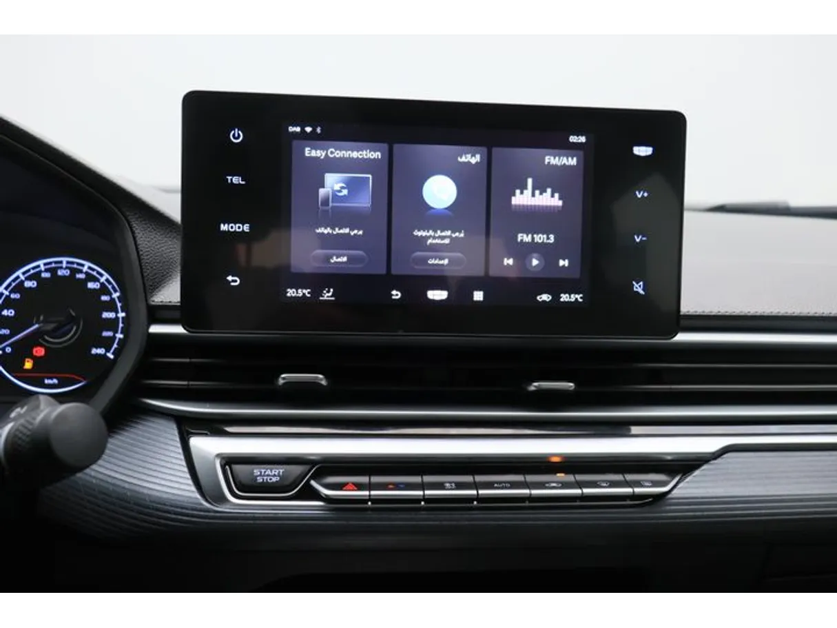 Car image 5