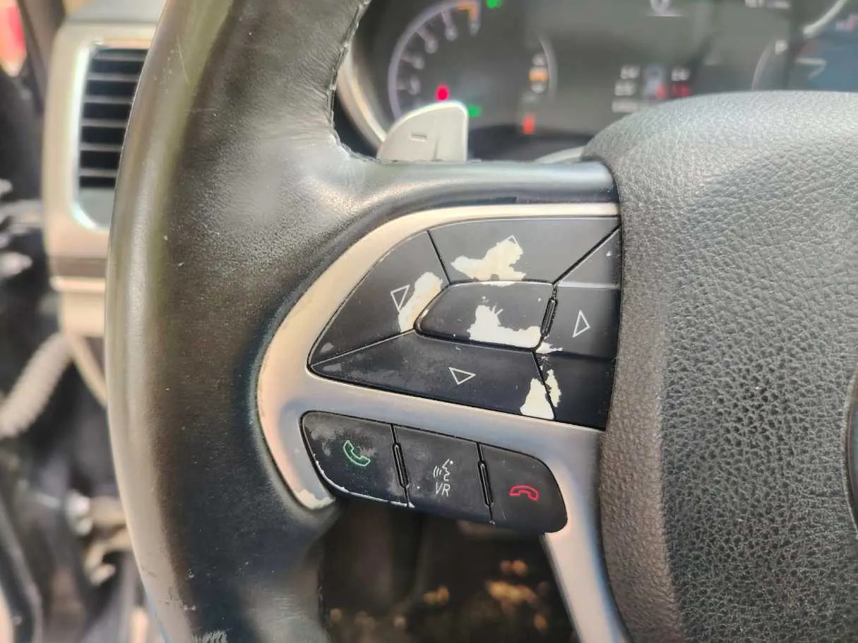 Car image 44