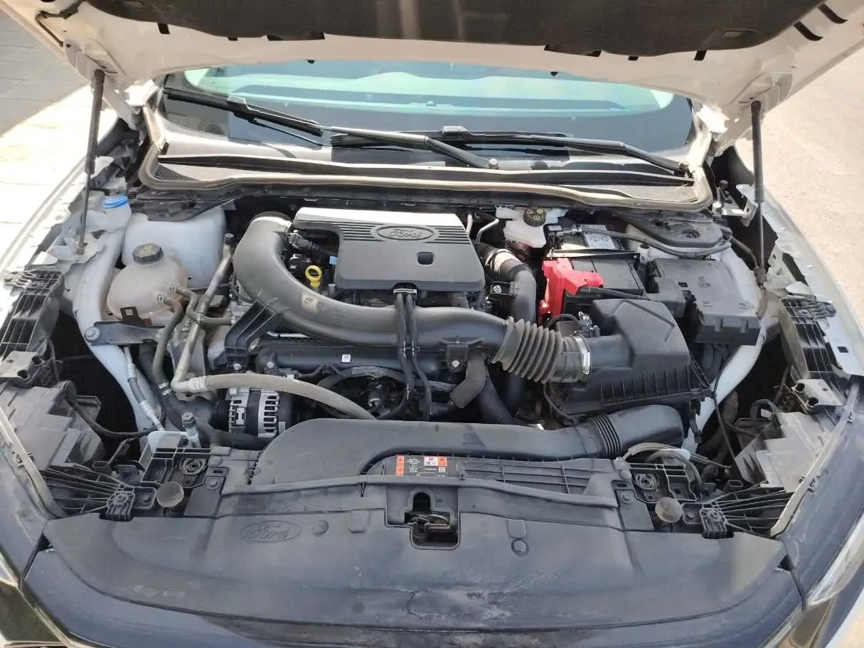 Car image 48