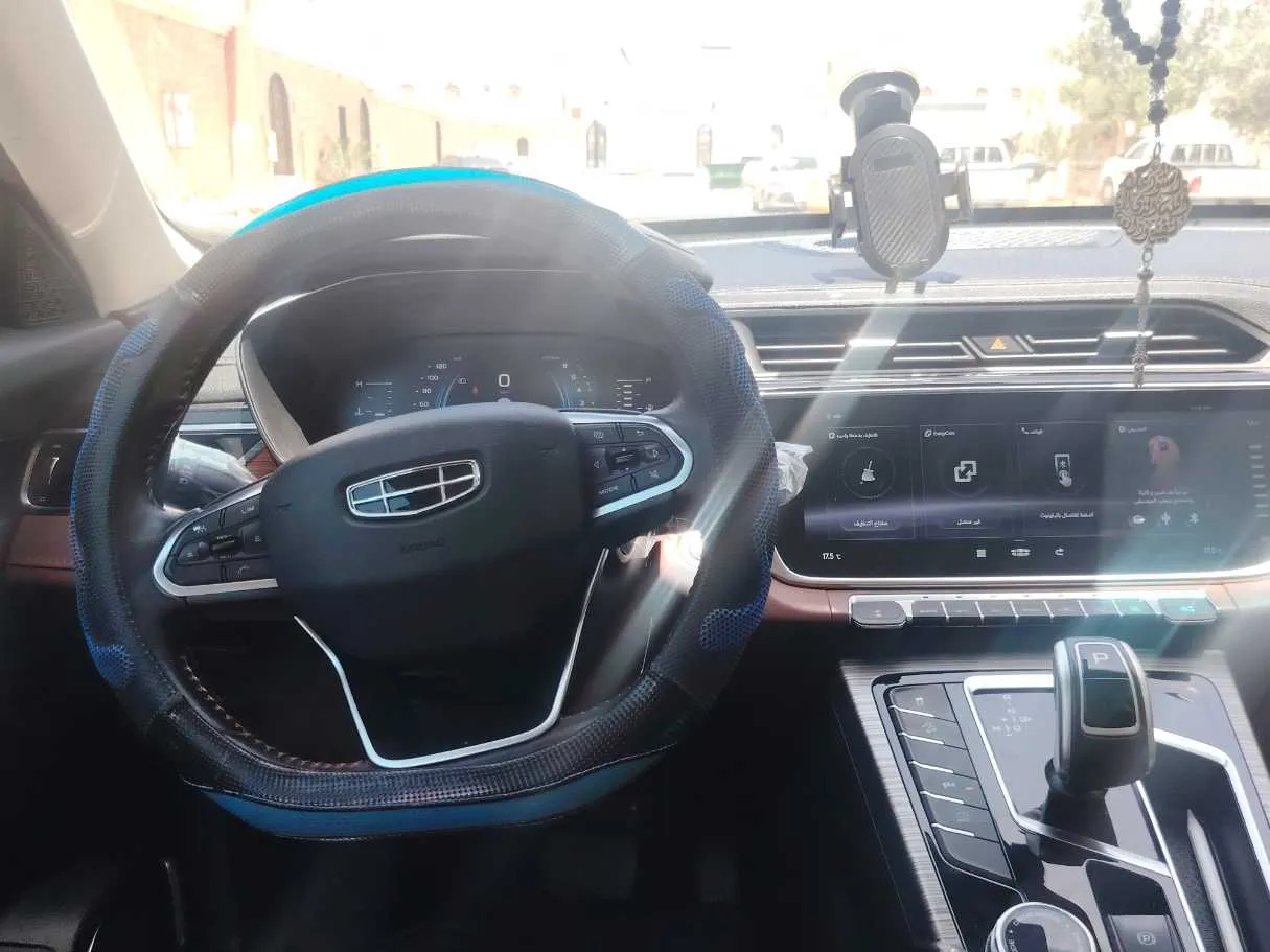 Car image 20