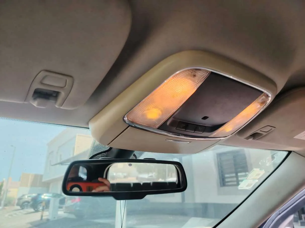 Car image 39