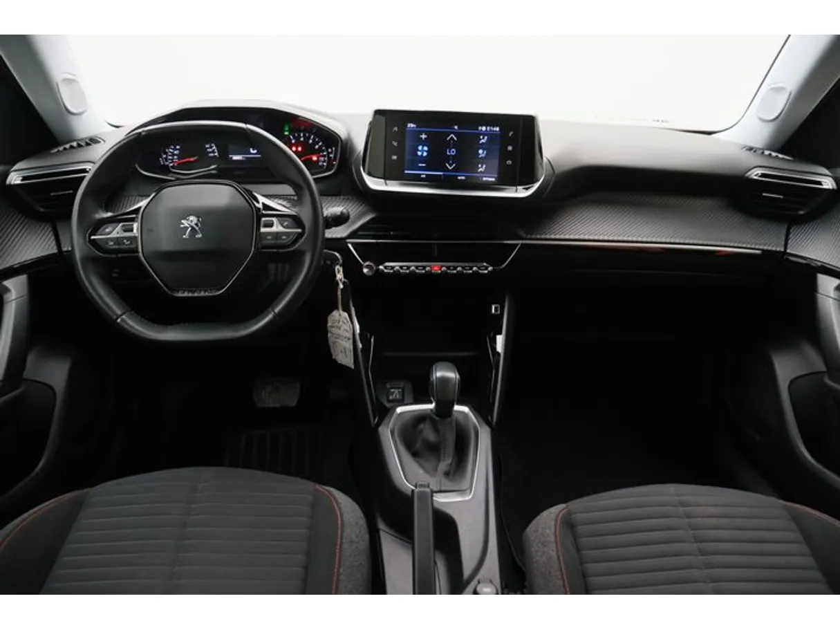 Car image 14