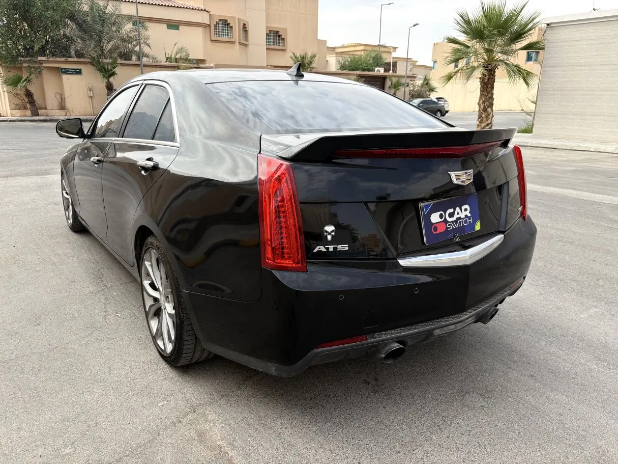 Car image 7