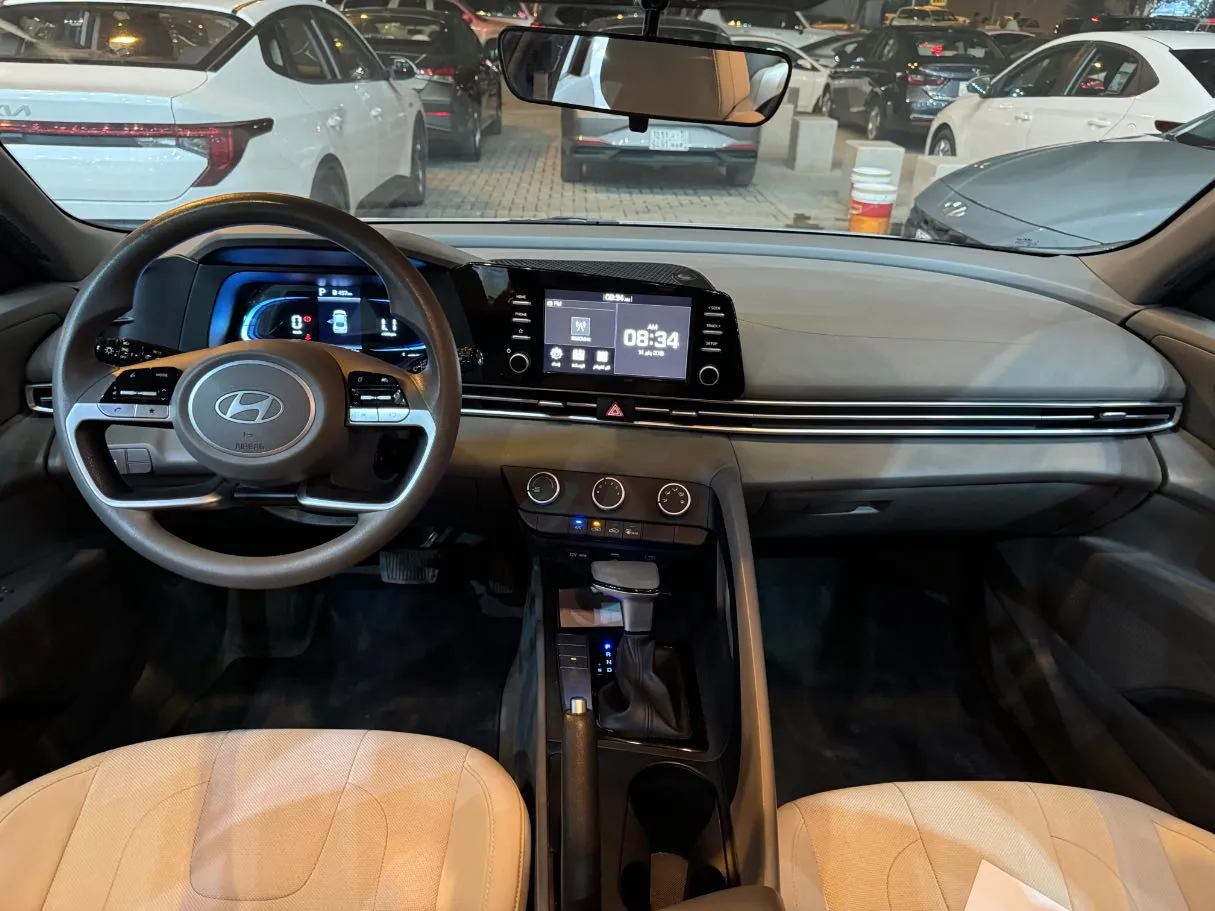 Car image 7